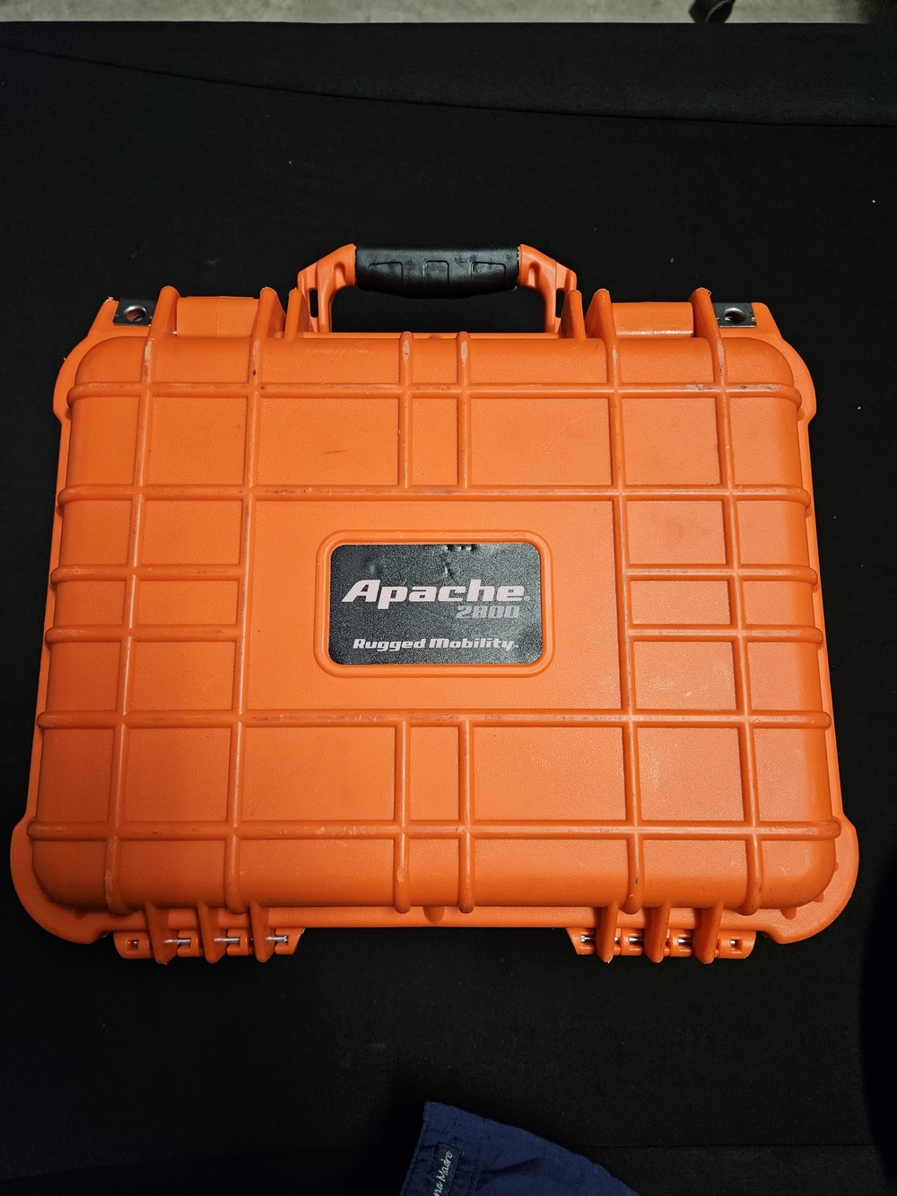 Apache 4800 Weatherproof Protective Hard gun/camera Case with Foam